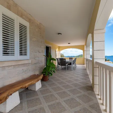 Villa Modern With Pool Blato (Korcula)