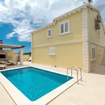 Modern With Pool Βίλα *