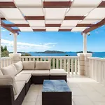 Modern With Pool *