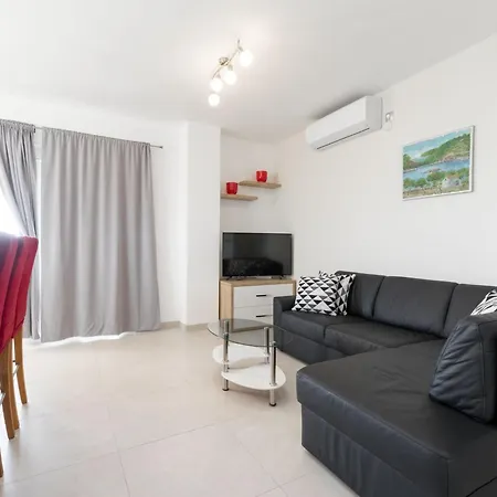 Modern With Pool Blato (Korcula)