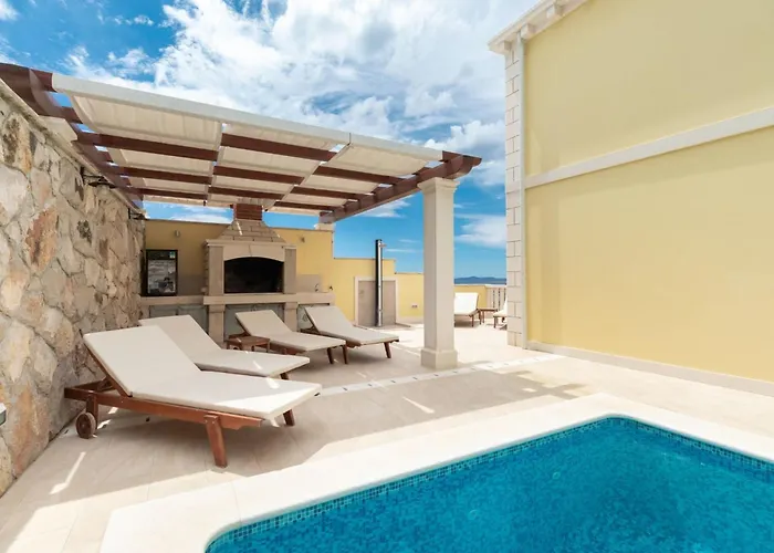 Modern With Pool Villa Blato (Korcula)