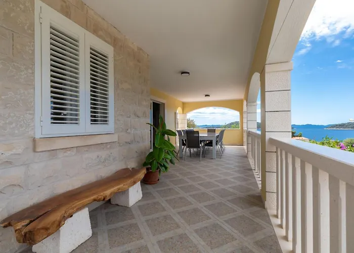 Villa Modern With Pool Blato (Korcula)